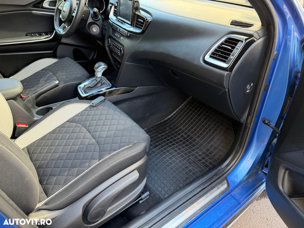 Kia Ceed 1.4 T-GDI 7DCT GT Line - 29