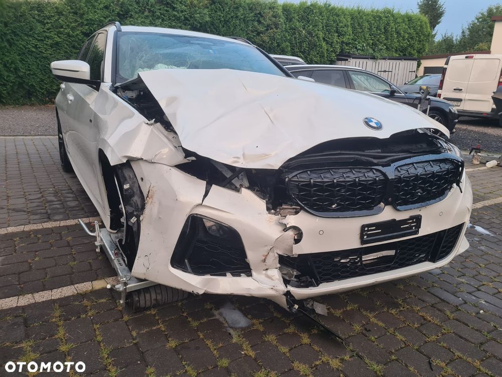 BMW Seria 3 M340i xDrive - 10