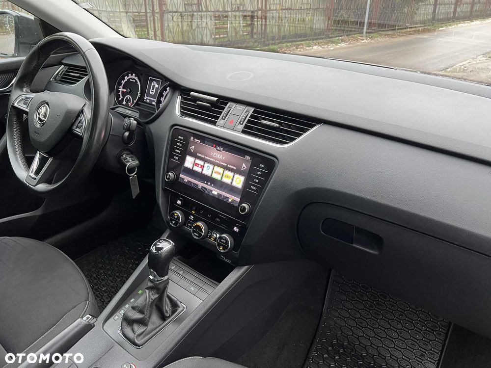 Skoda Octavia 2.0 TDI SCR Style DSG - 13