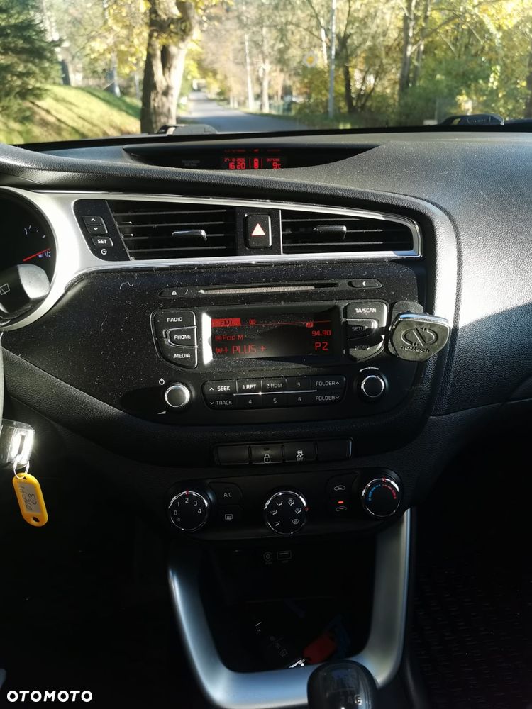 Kia Ceed 1.4 M - 11