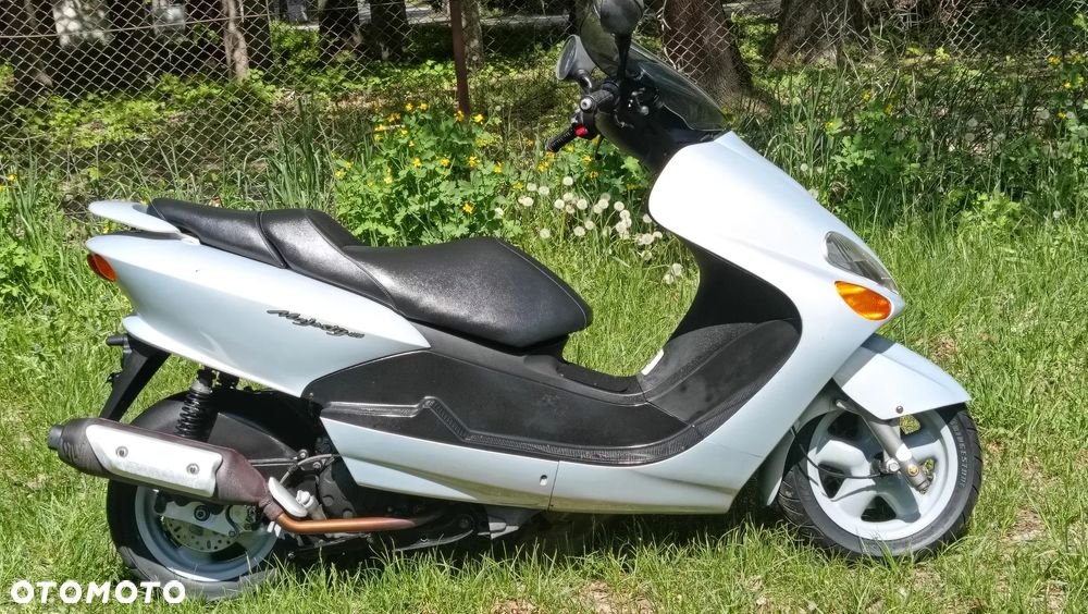 Yamaha Majesty - 5