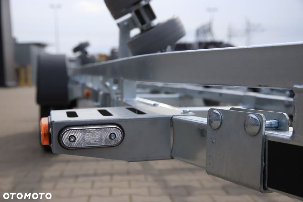Lorries Przyczepa Podłodziowa PP25-8025 Do Łodzi Max 7,8 M DMC 2700 kg Tylne Lampy LED - 16