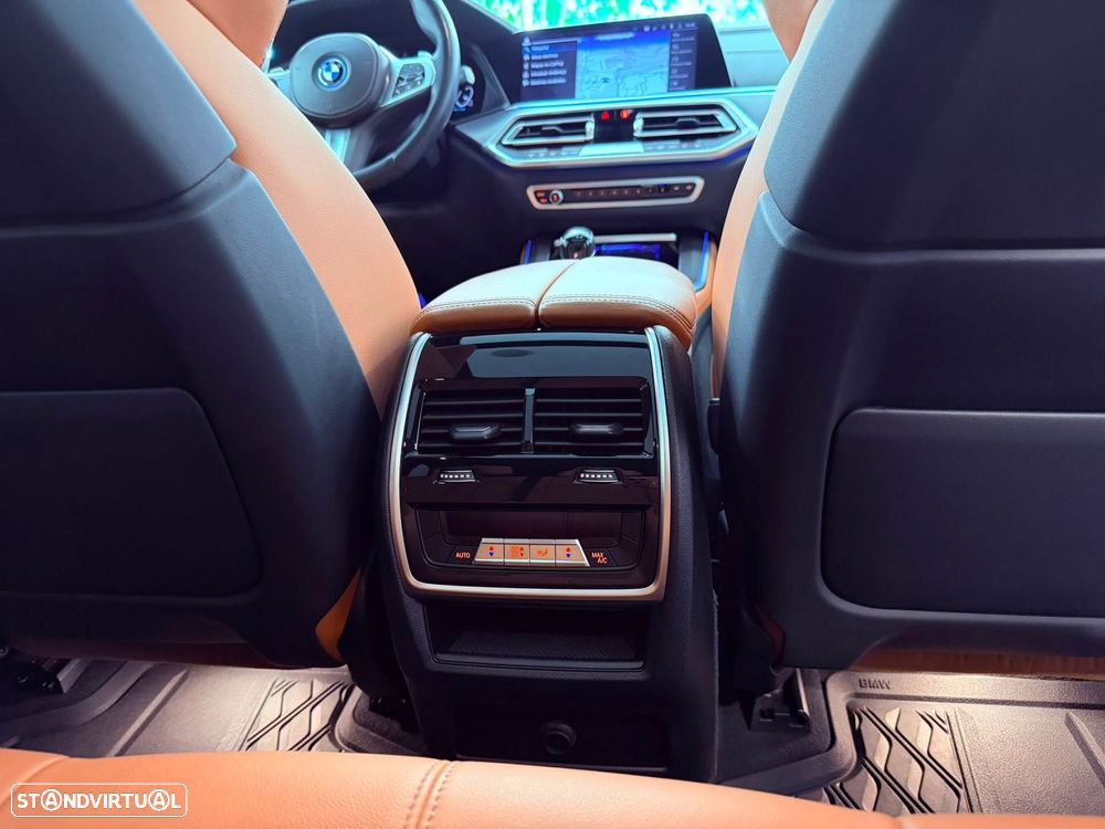 BMW X5 45 e xDrive Pack M - 35