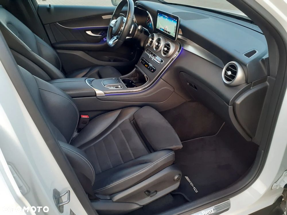 Mercedes-Benz GLC 200 d 4Matic 9G-TRONIC AMG Line - 22
