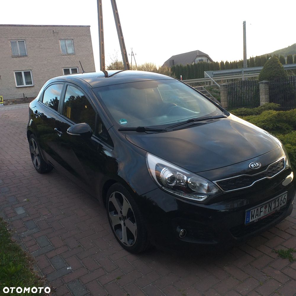 Kia Rio - 2