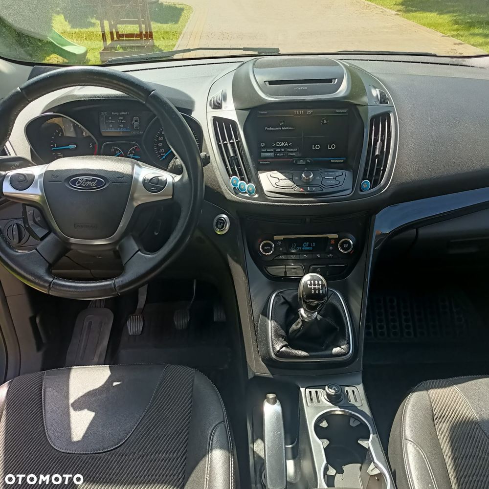 Ford Kuga 2.0 TDCi AWD Titanium - 4