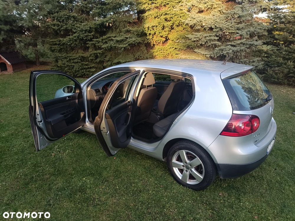 Volkswagen Golf - 12