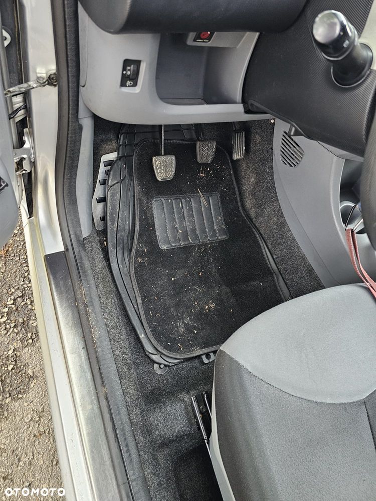 Peugeot 107 70 Filou - 5