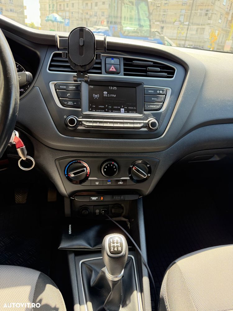 Hyundai i20 1.25 84CP M/T Comfort - 8