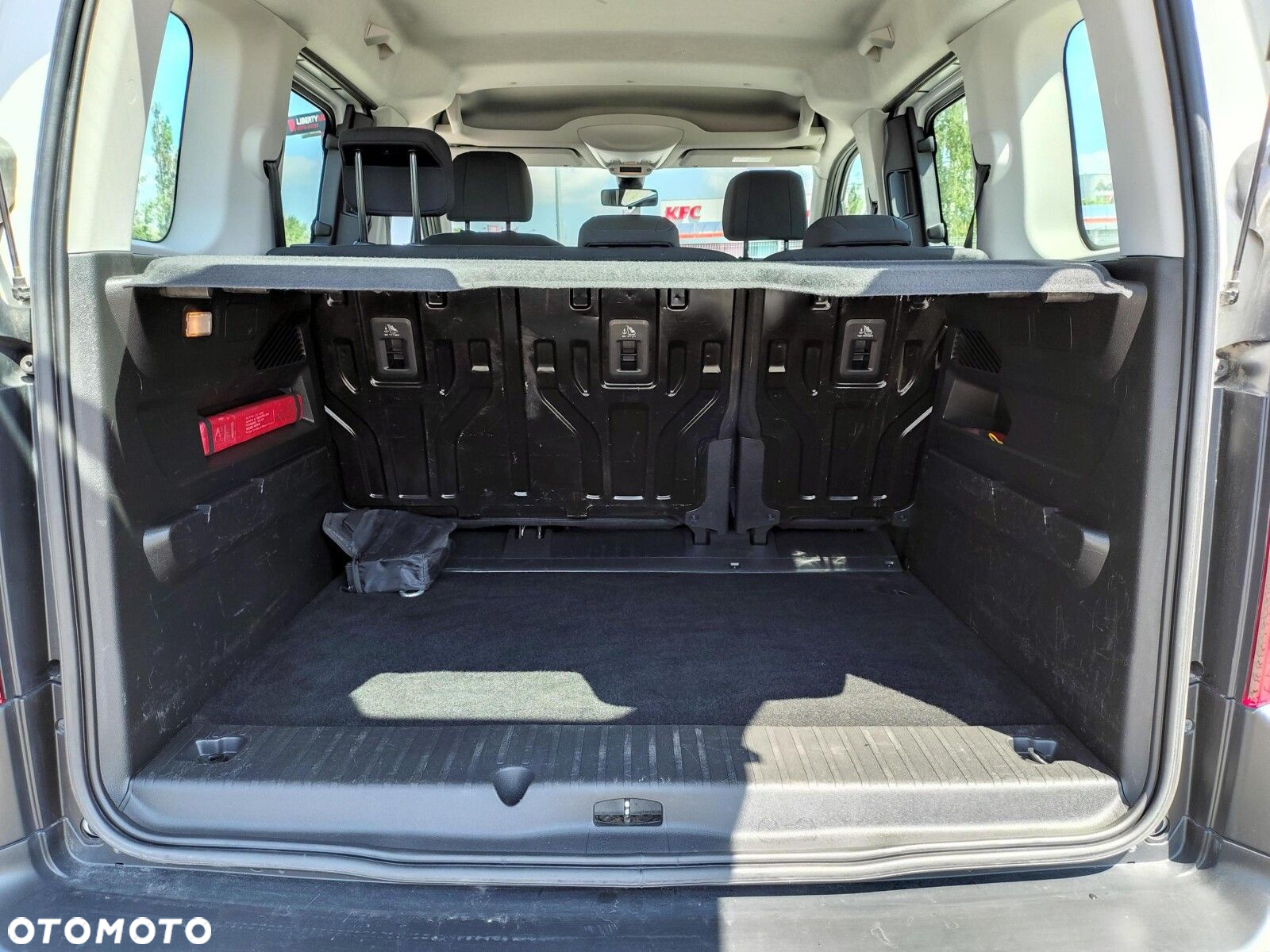 Peugeot Rifter 1.5 BlueHDI Active S&S - 17