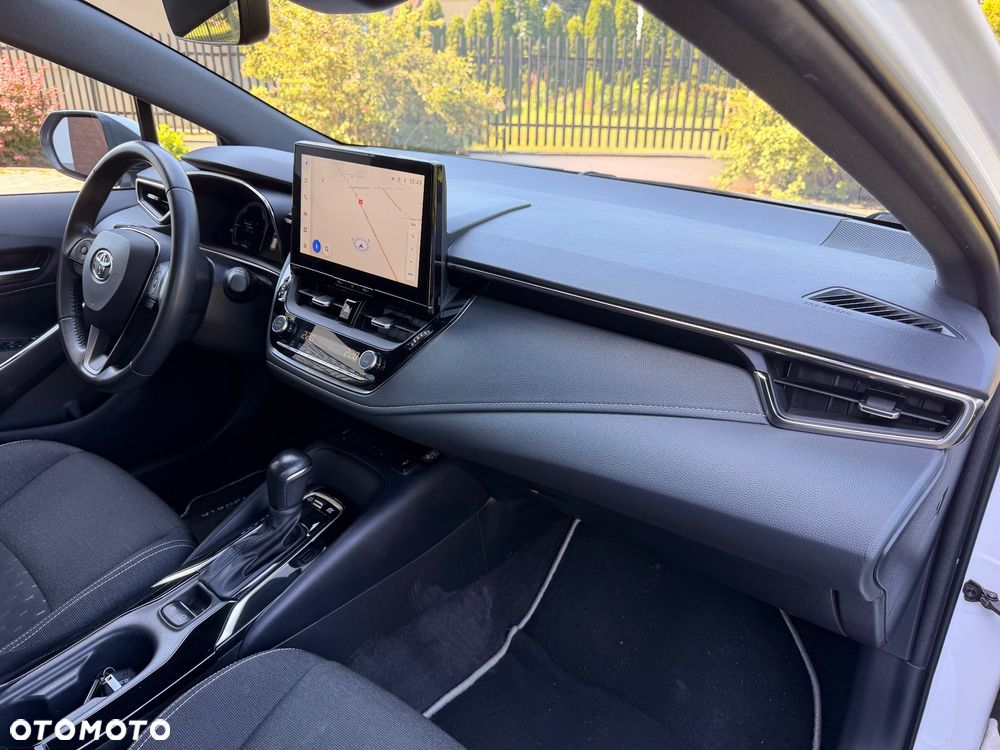Toyota Corolla 1.8 Hybrid Comfort - 25
