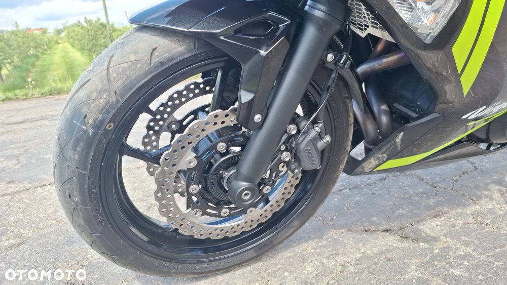 Kawasaki Ninja - 27