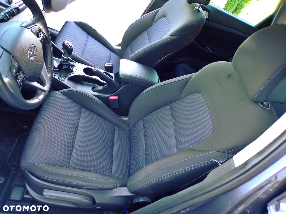 Hyundai Tucson 2.0 CRDI 2WD Style - 29
