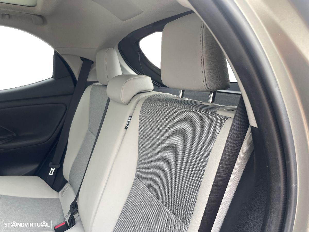 Toyota Yaris - 13