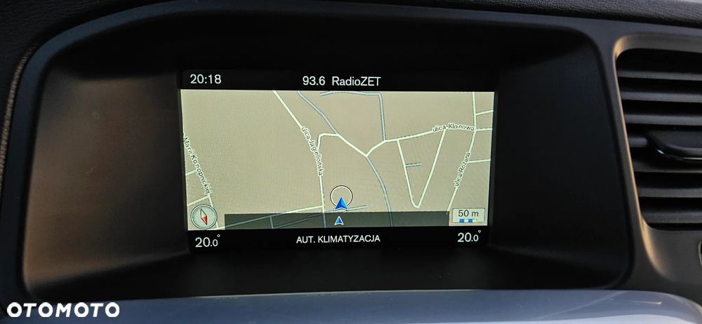 Volvo V60 D2 Momentum - 13