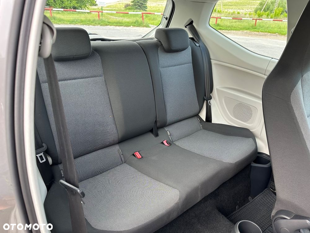 Volkswagen up! 1.0 move - 9