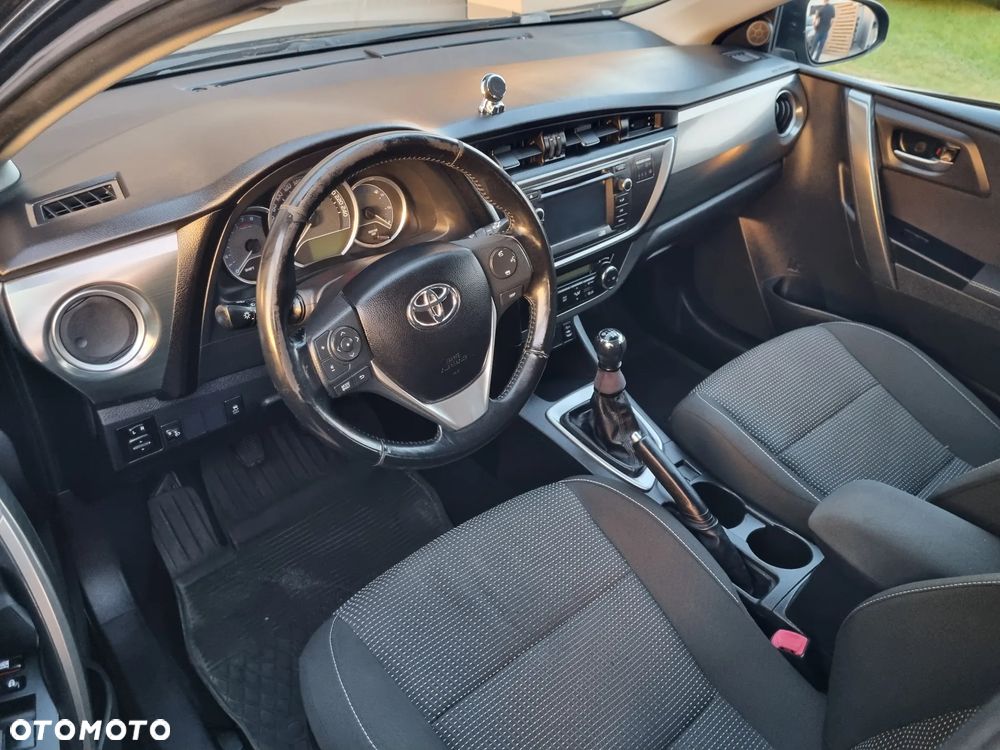 Toyota Auris 1.33 VVT-i Premium - 8