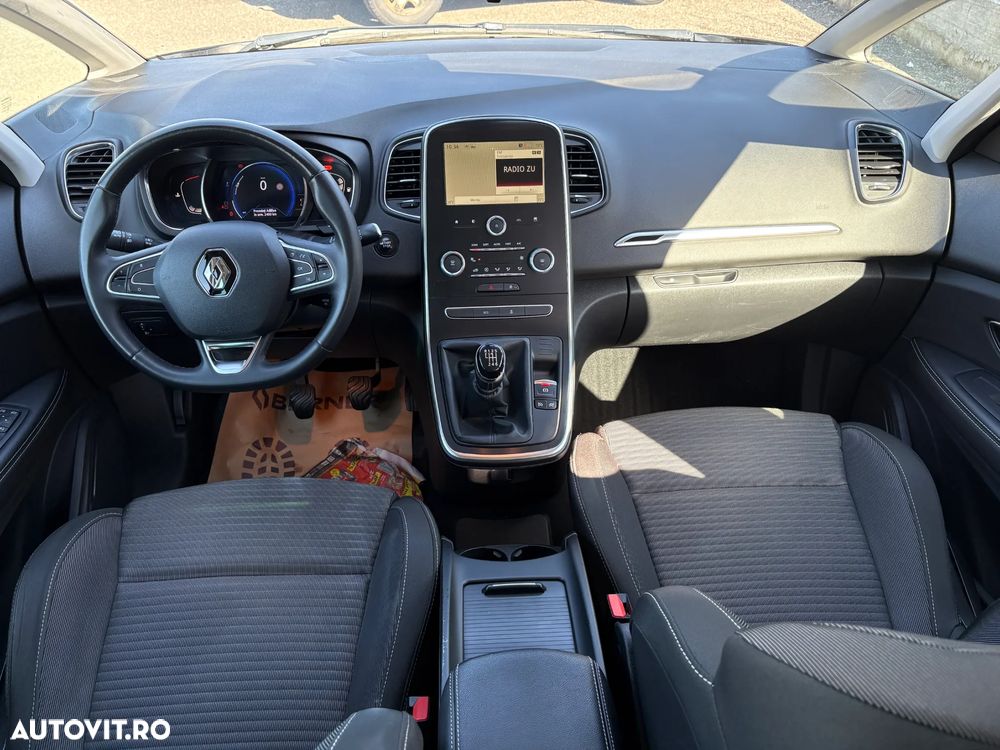 Renault Scenic BLUE dCi 120 BLACK EDITION - 5