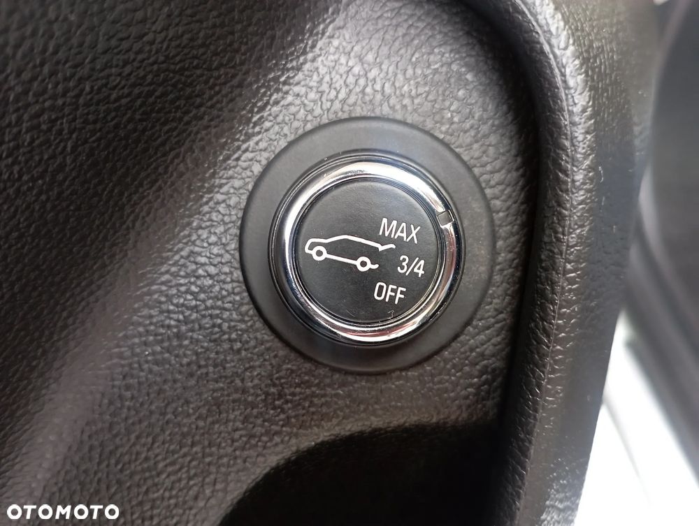 Opel Insignia 2.0 CDTI Cosmo 4x4 - 23