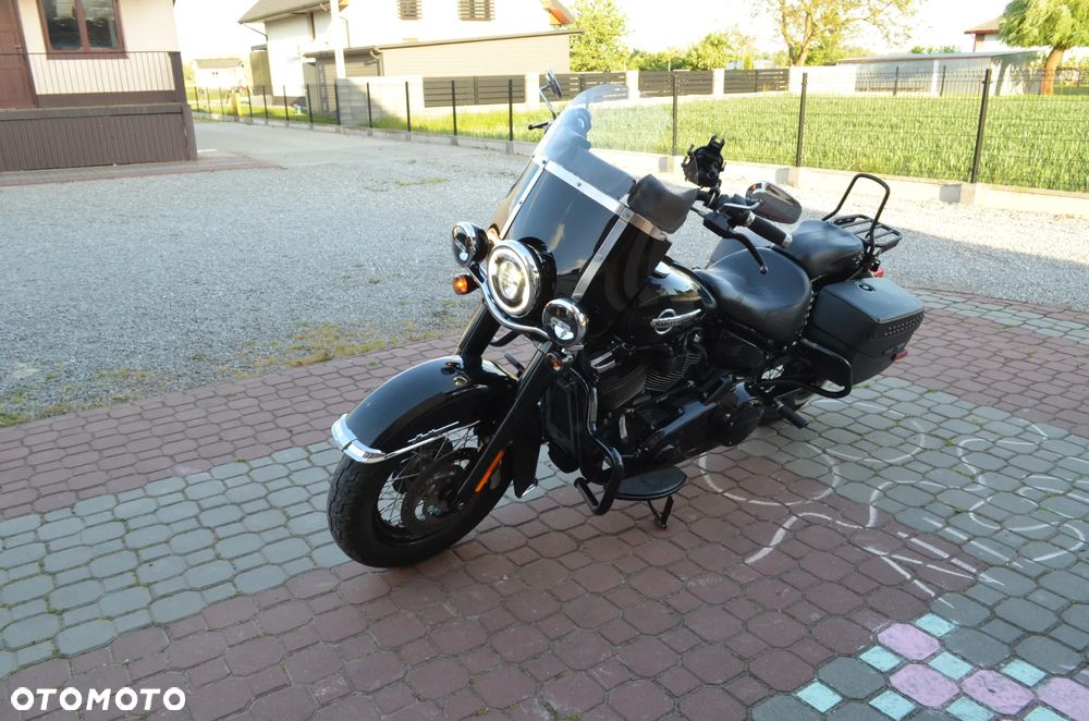 Harley-Davidson Softail Heritage Classic - 19