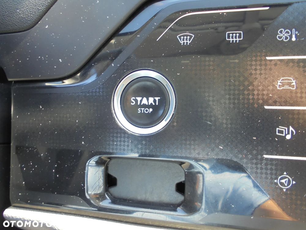 Citroën C4 Picasso HDi 150 FAP Business Class - 24