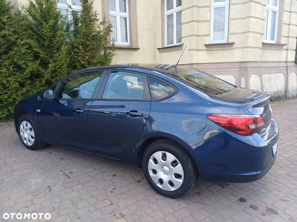 Opel Astra 1.6 Enjoy - 7