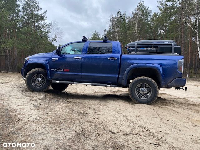 Toyota Tundra - 24