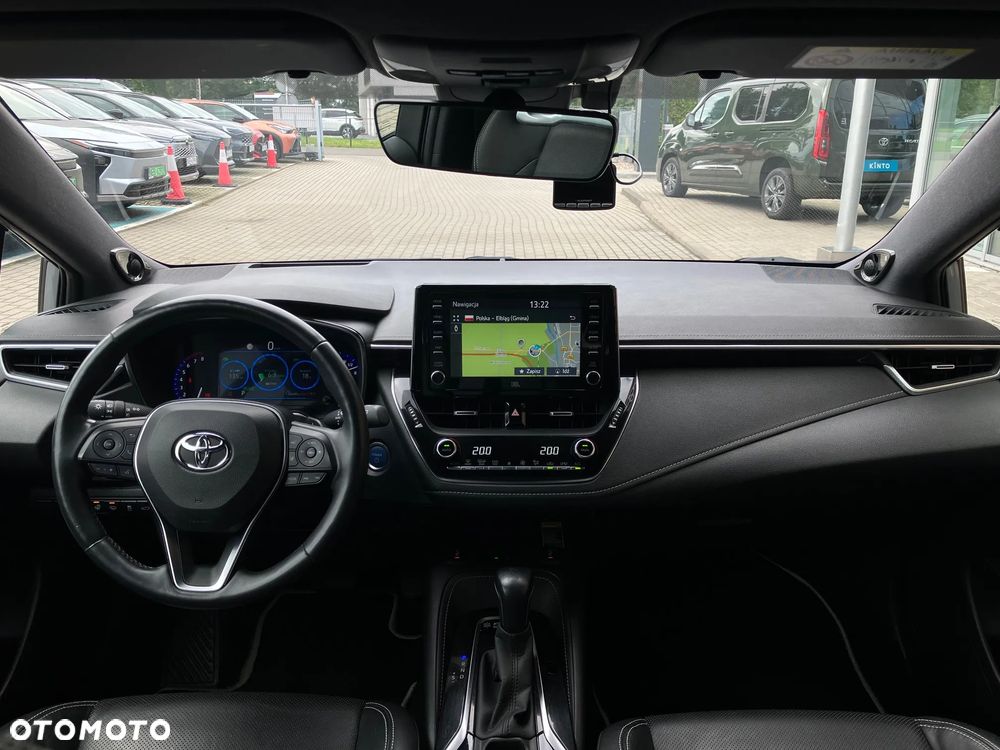 Toyota Corolla 2.0 Hybrid Executive - 23