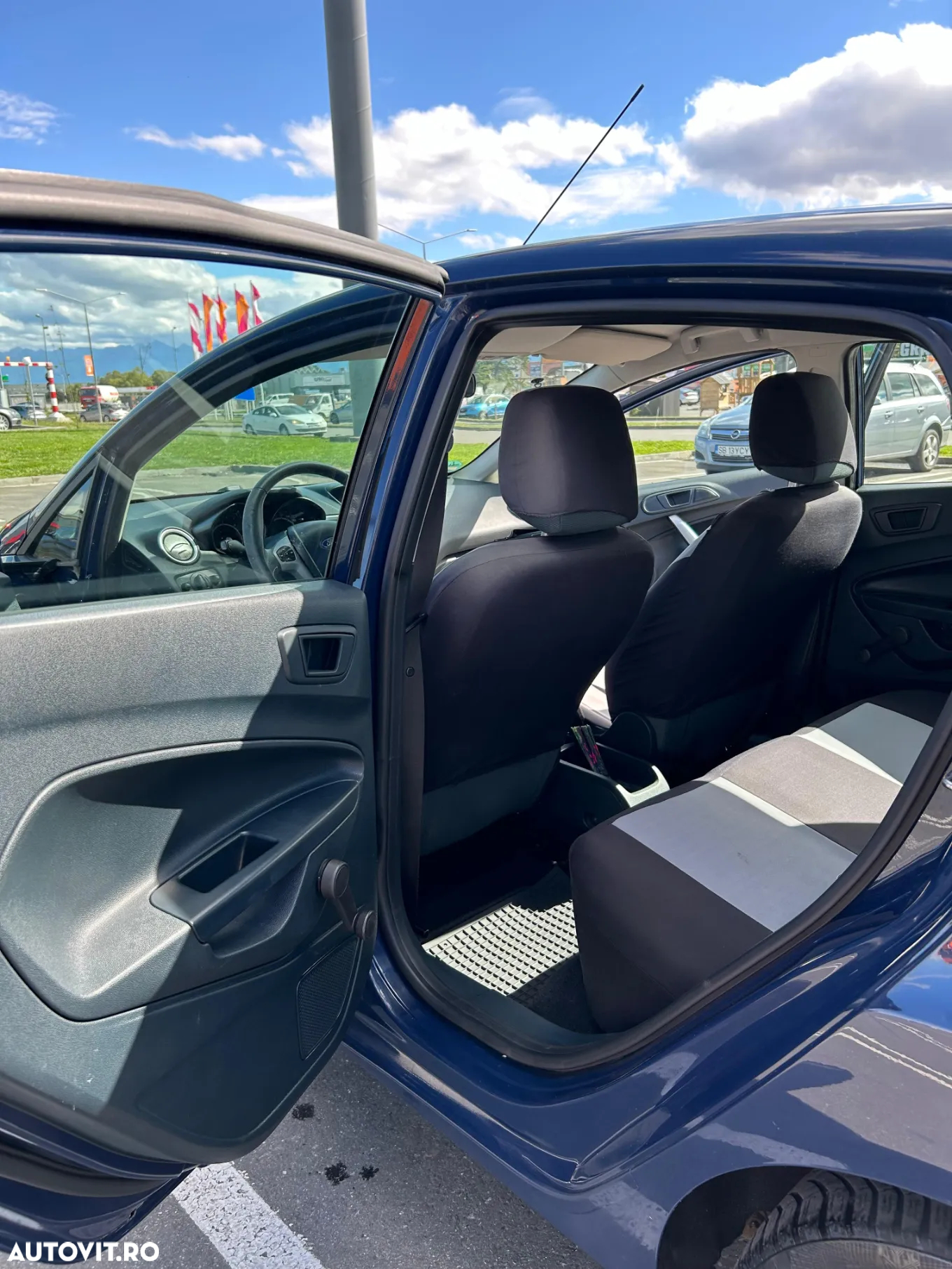 Ford Fiesta - 6