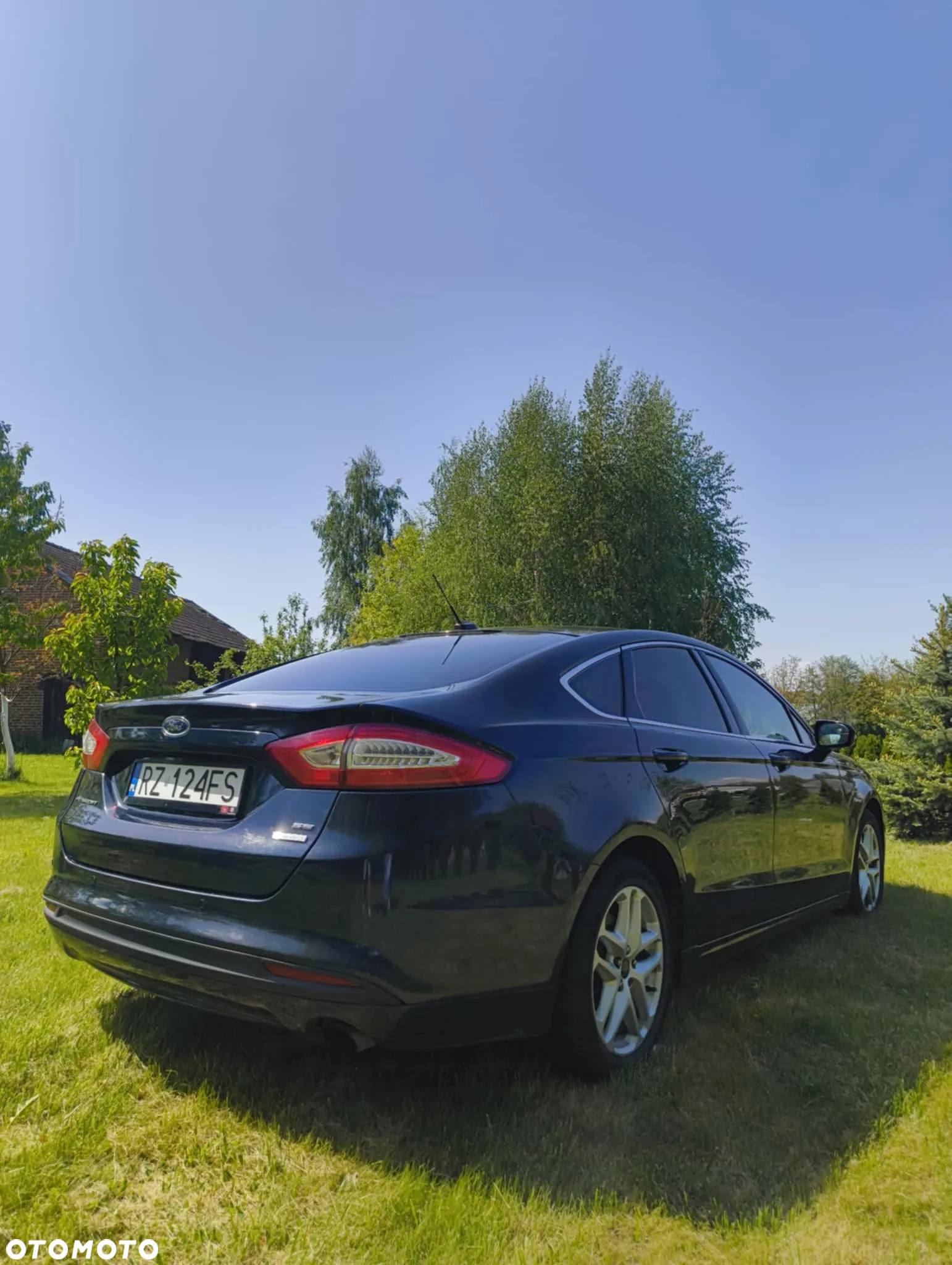 Ford Fusion - 2