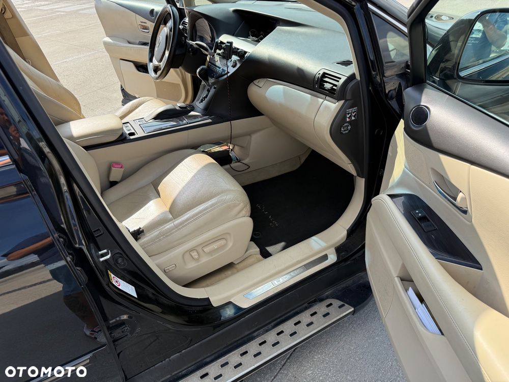 Lexus RX - 15