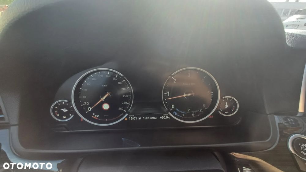 BMW Seria 5 535d xDrive Luxury Line - 13