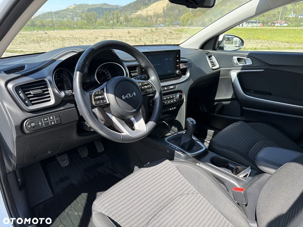 Kia XCeed 1.5 T-GDI M - 9