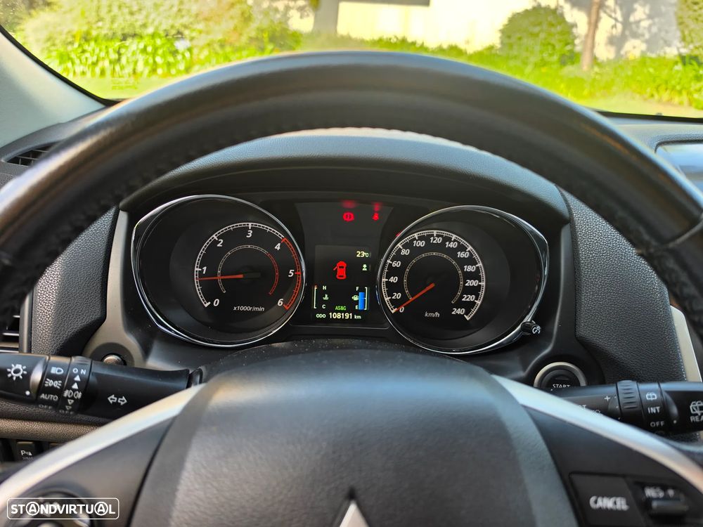 Mitsubishi ASX 1.8 DI-D Instyle - 8