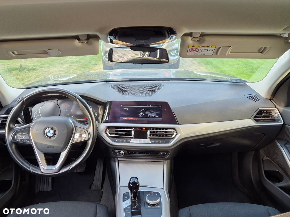 BMW Seria 3 318i Advantage sport - 6