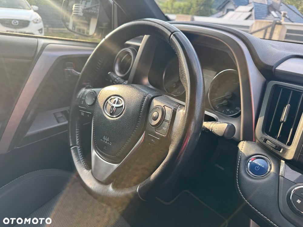 Toyota RAV4 Hybrid Premium 4x2 - 24
