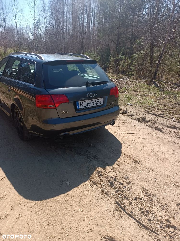 Audi A4 Avant 2.0T FSI - 2
