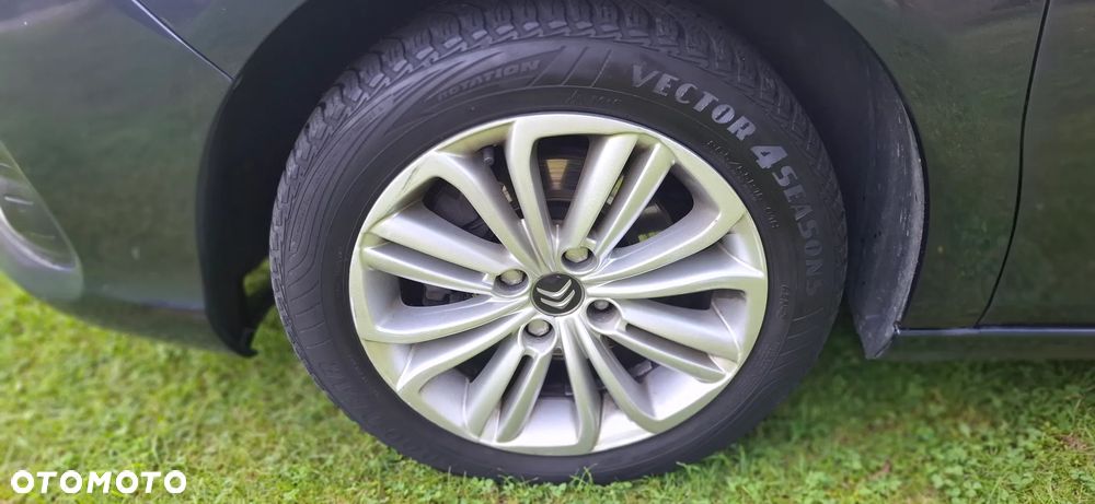 Citroën C4 1.6 HDi Exclusive - 10