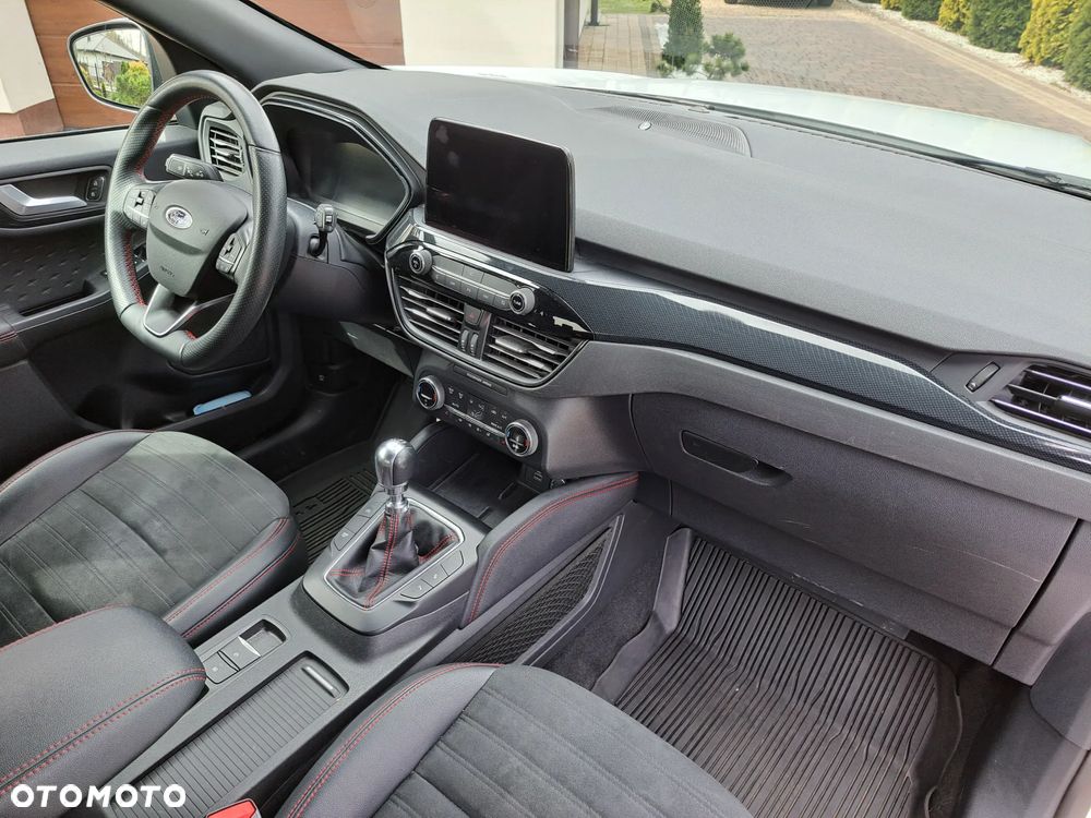 Ford Kuga 2.0 EcoBlue mHEV FWD ST-Line X - 7