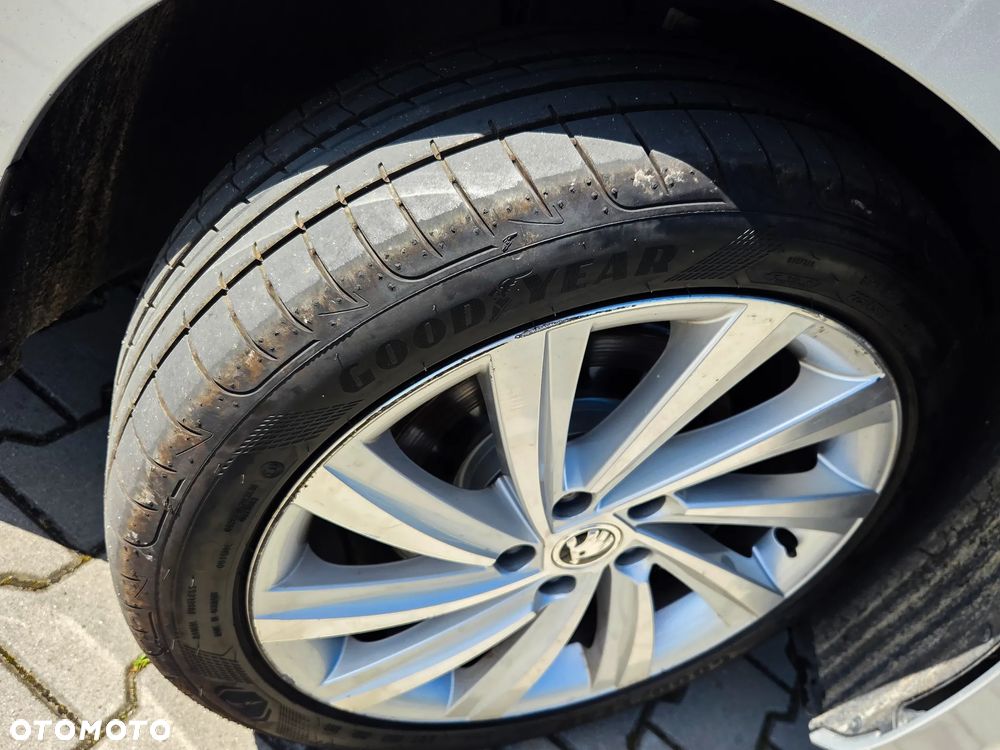 Skoda Octavia 2.0 TSI 4x4 Style DSG - 22
