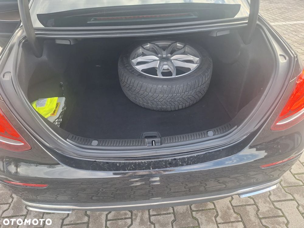 Mercedes-Benz Klasa E 200 d 9G-TRONIC - 6
