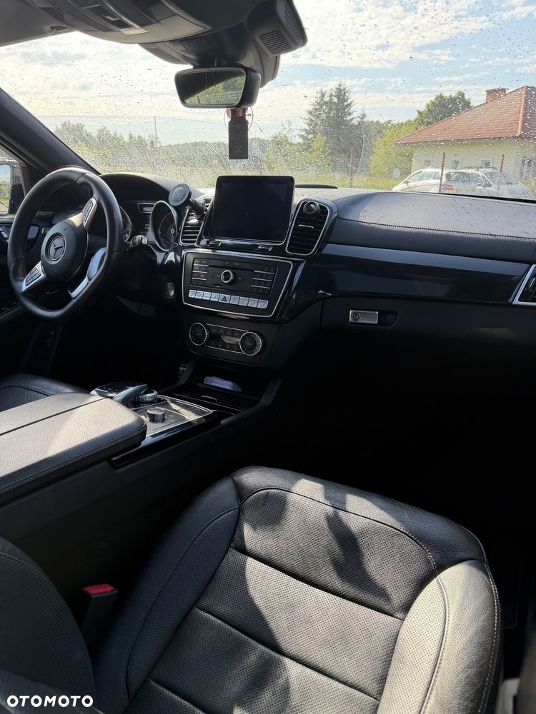 Mercedes-Benz GLE - 8