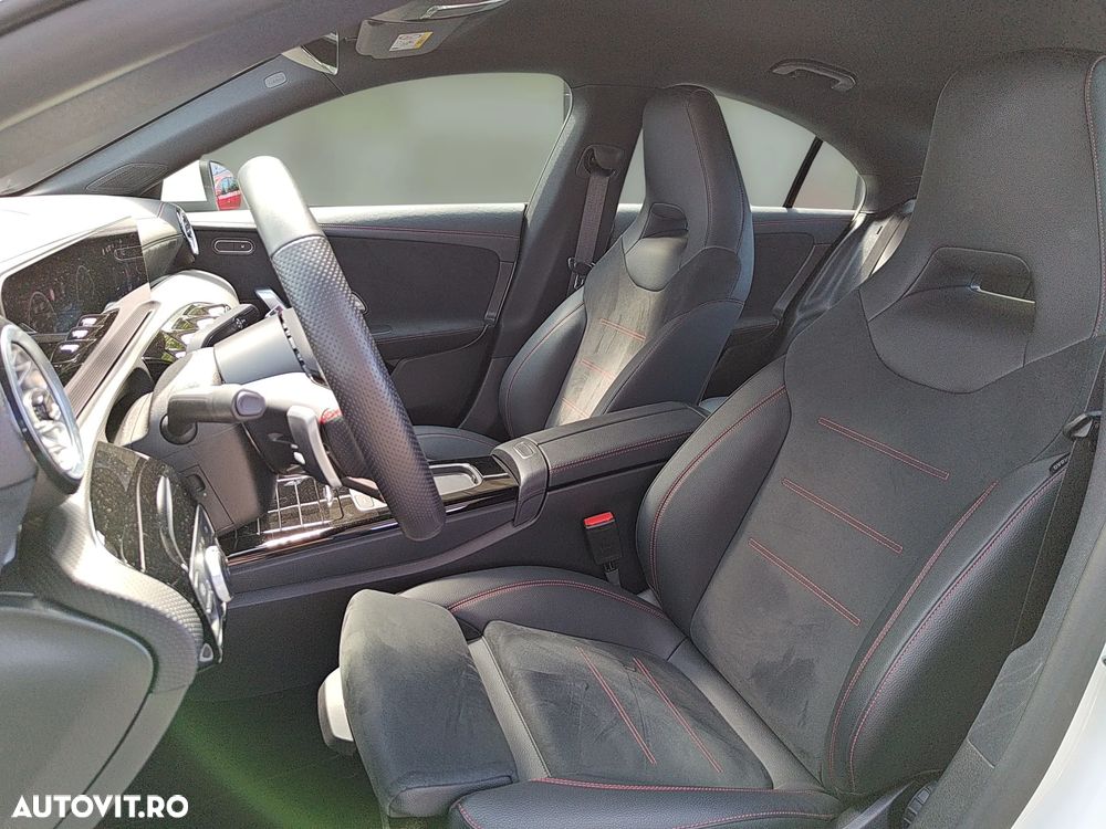 Mercedes-Benz CLA 180 7G-DCT AMG Line Advanced Plus - 7