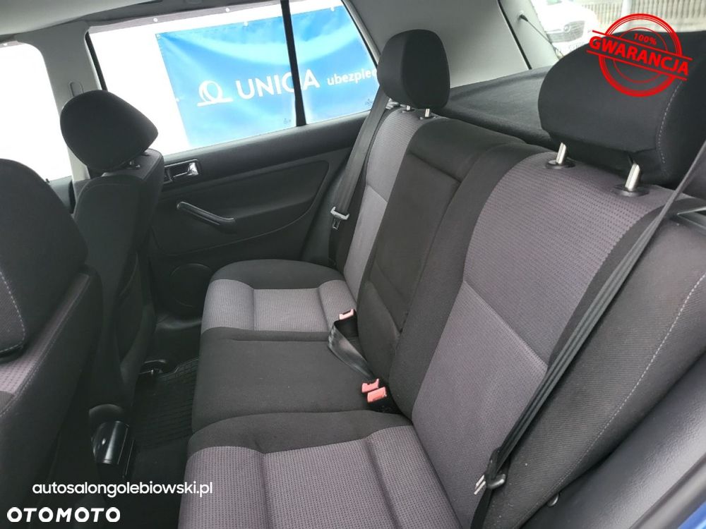 Volkswagen Golf - 25