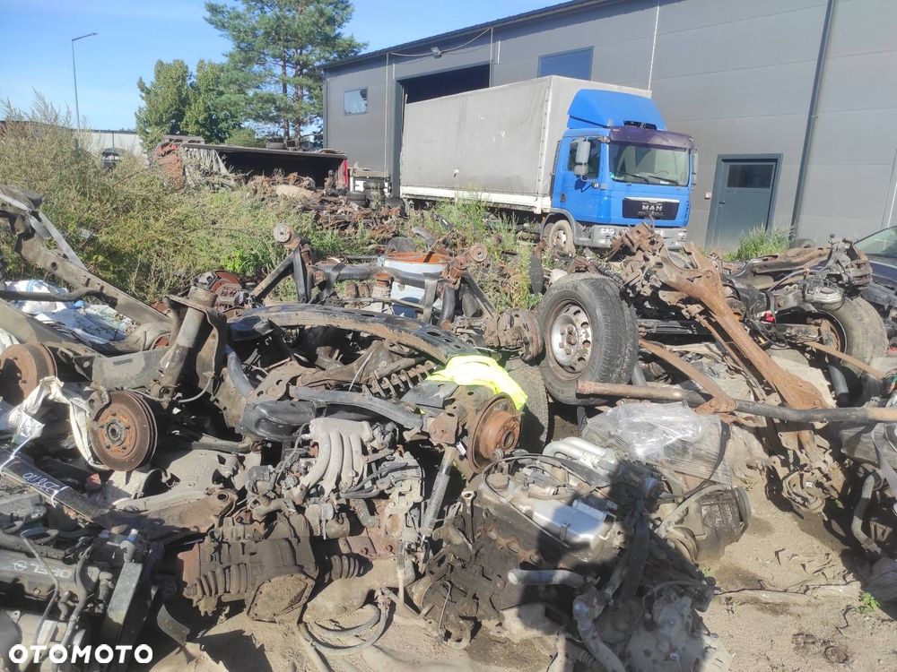 KOMPLETNE ZAWIESZENIE BELKA SANKI TYŁ MERCEDES-BENZ W245 B KLASA - 6