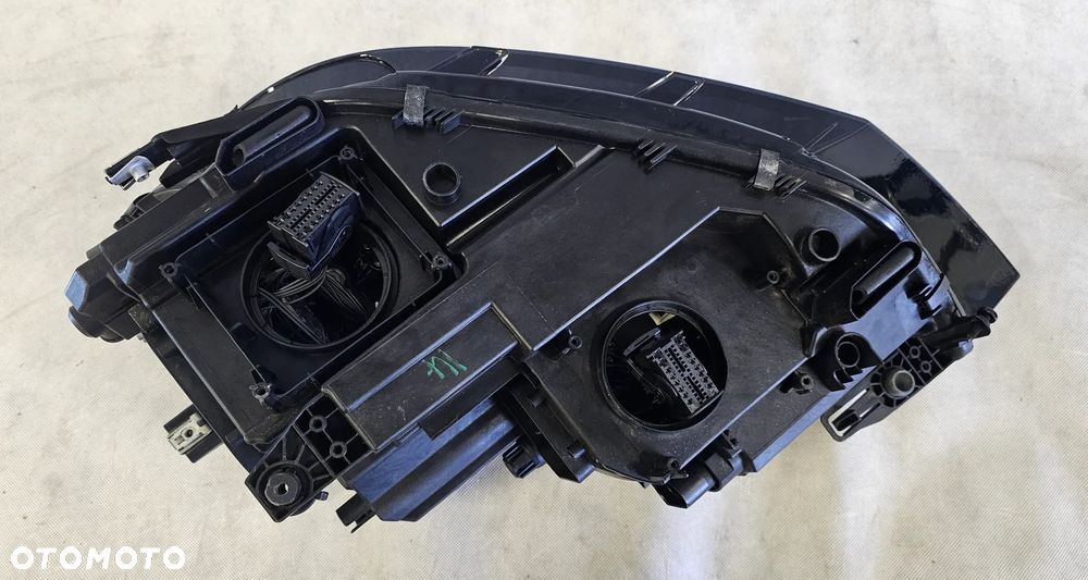PRAWA LAMPA FULL LED VW Touran III 5TB941082D - 4