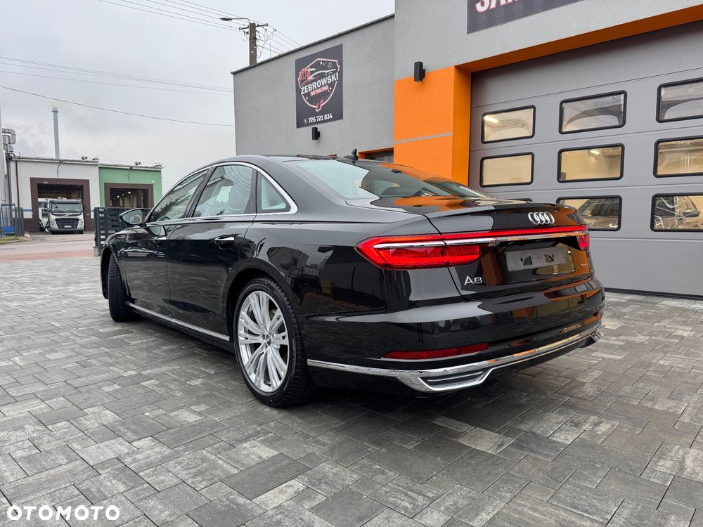 Audi A8 - 10