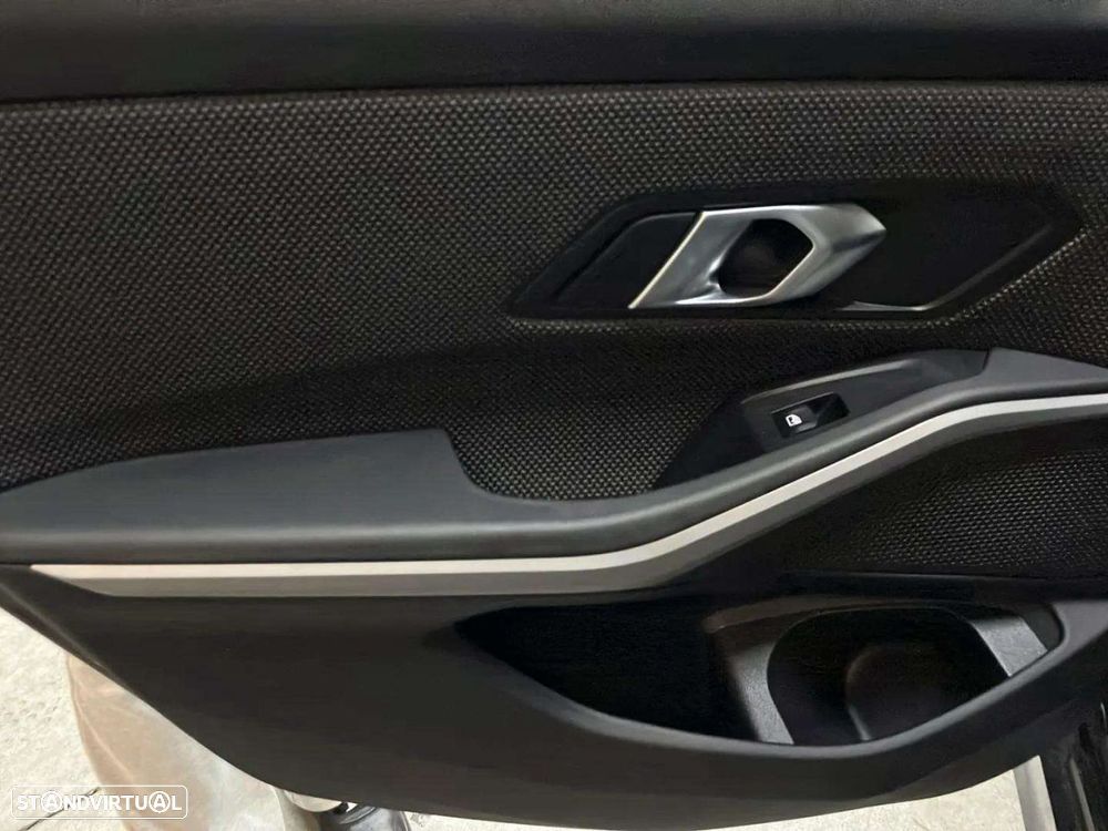 BMW 330 e Corporate Edition Auto - 22