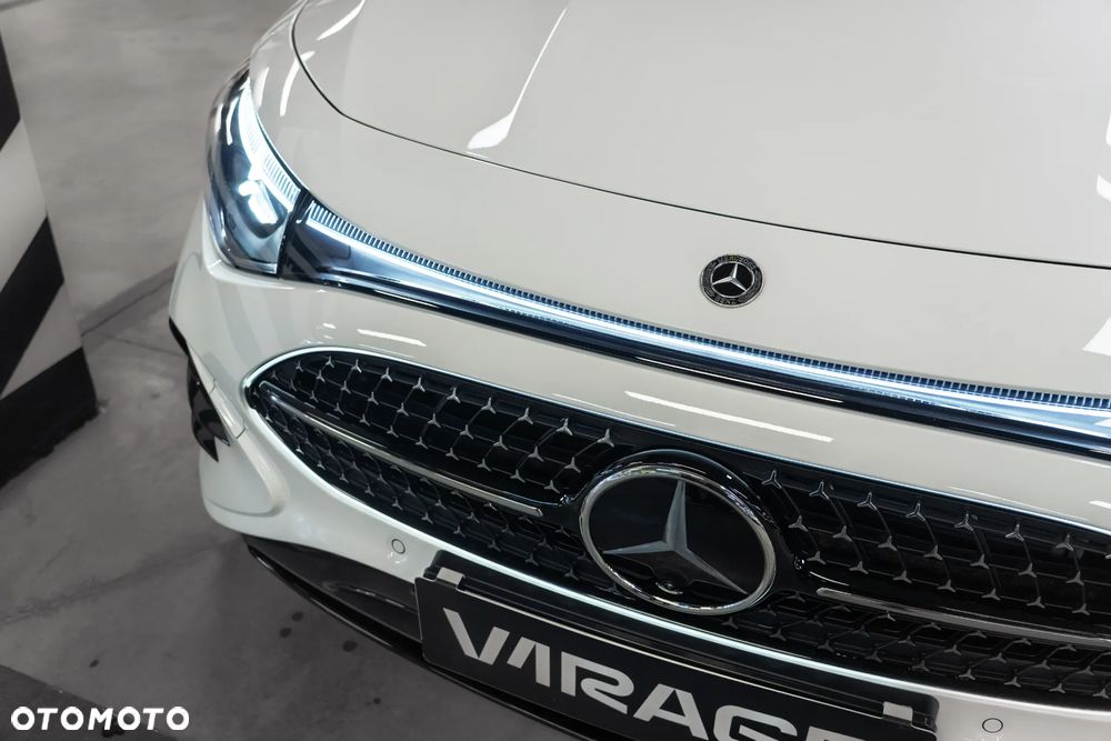 Mercedes-Benz CLA - 11