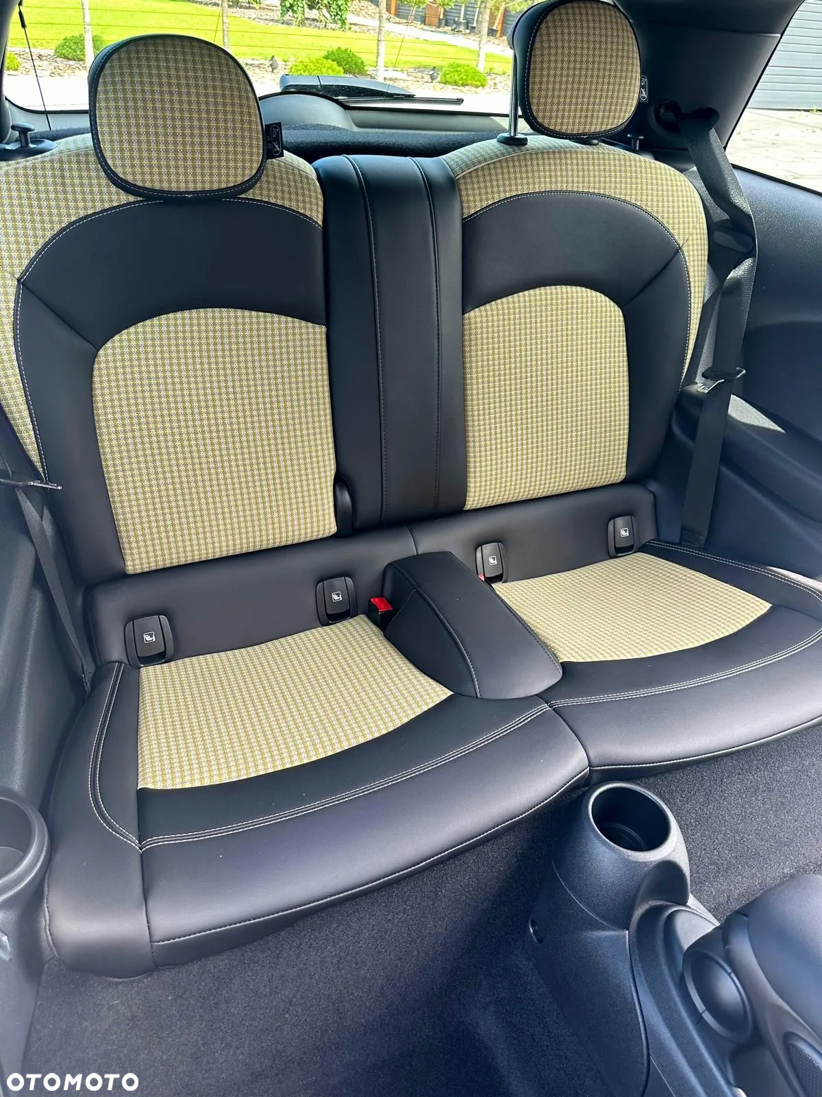 MINI Cooper SE - 16